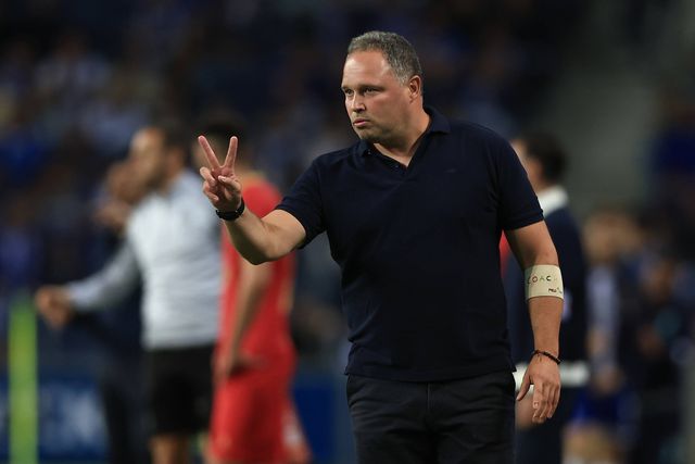 Vítor Campelos sobre Félix Correia: «É um jogador versátil»