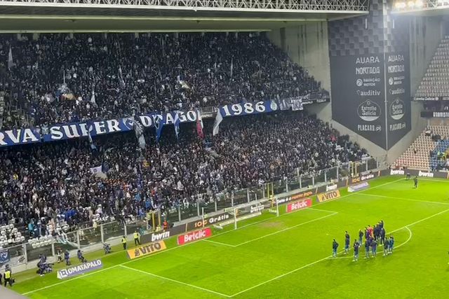 Contestação subiu de tom no Bessa: «Palhaços, joguem à bola!»