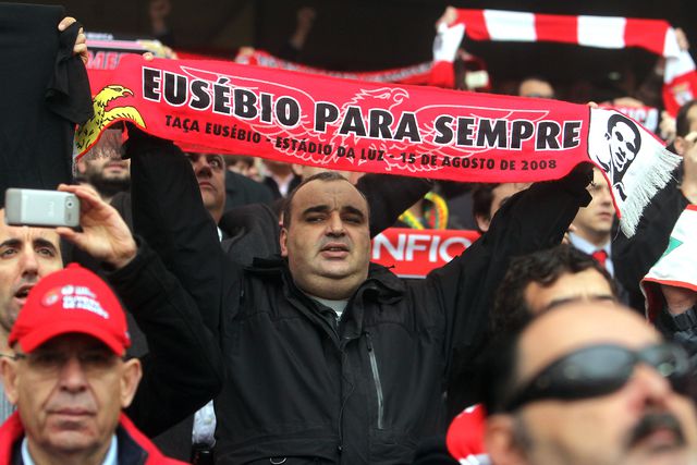 Céu em lágrimas: o dia do último adeus a Eusébio