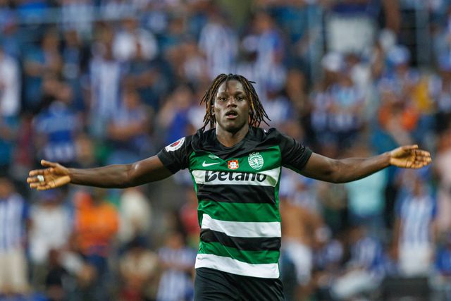 Quenda, de 17 anos, festeja um dos dois golos que já marcou na equipa principal do Sporting