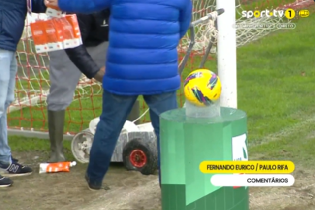 Oliveirense-Felgueiras atrasou e só se jogou graças a… leite gordo (vídeo)