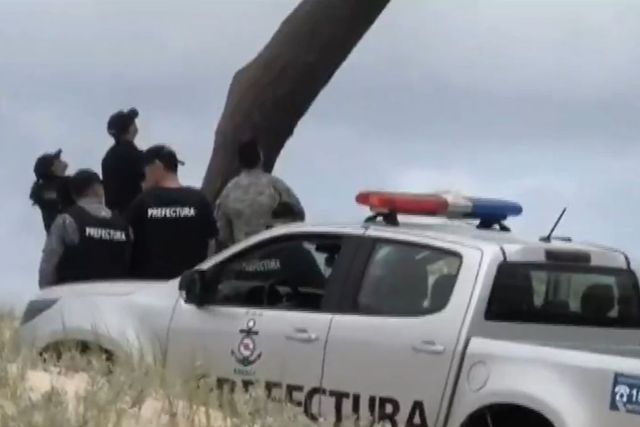 Luis Suárez ajuda em resgate de homem que ameaçava suicidar-se