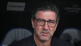 Reviravolta do Panathinaikos mantém Rui Vitória na luta pelo título