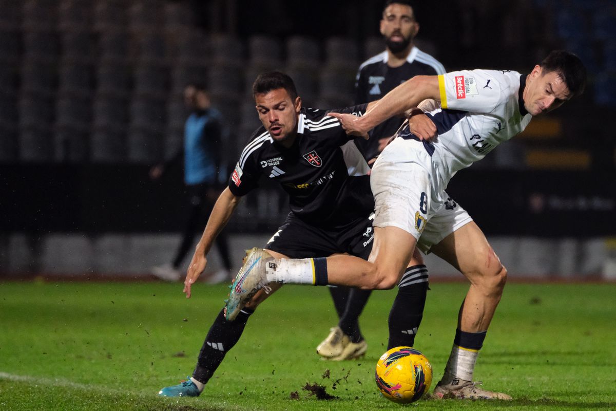 Casa Pia-Famalicão, 1-1 Minhotos procuraram beira, gansos tiveram (Sequ)eira (crónica)