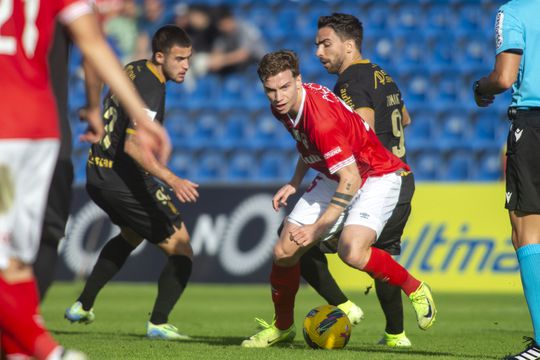 Santa Clara-Farense: Ricardo Velho segura um ponto e açorianos falham subida ao 4.º lugar