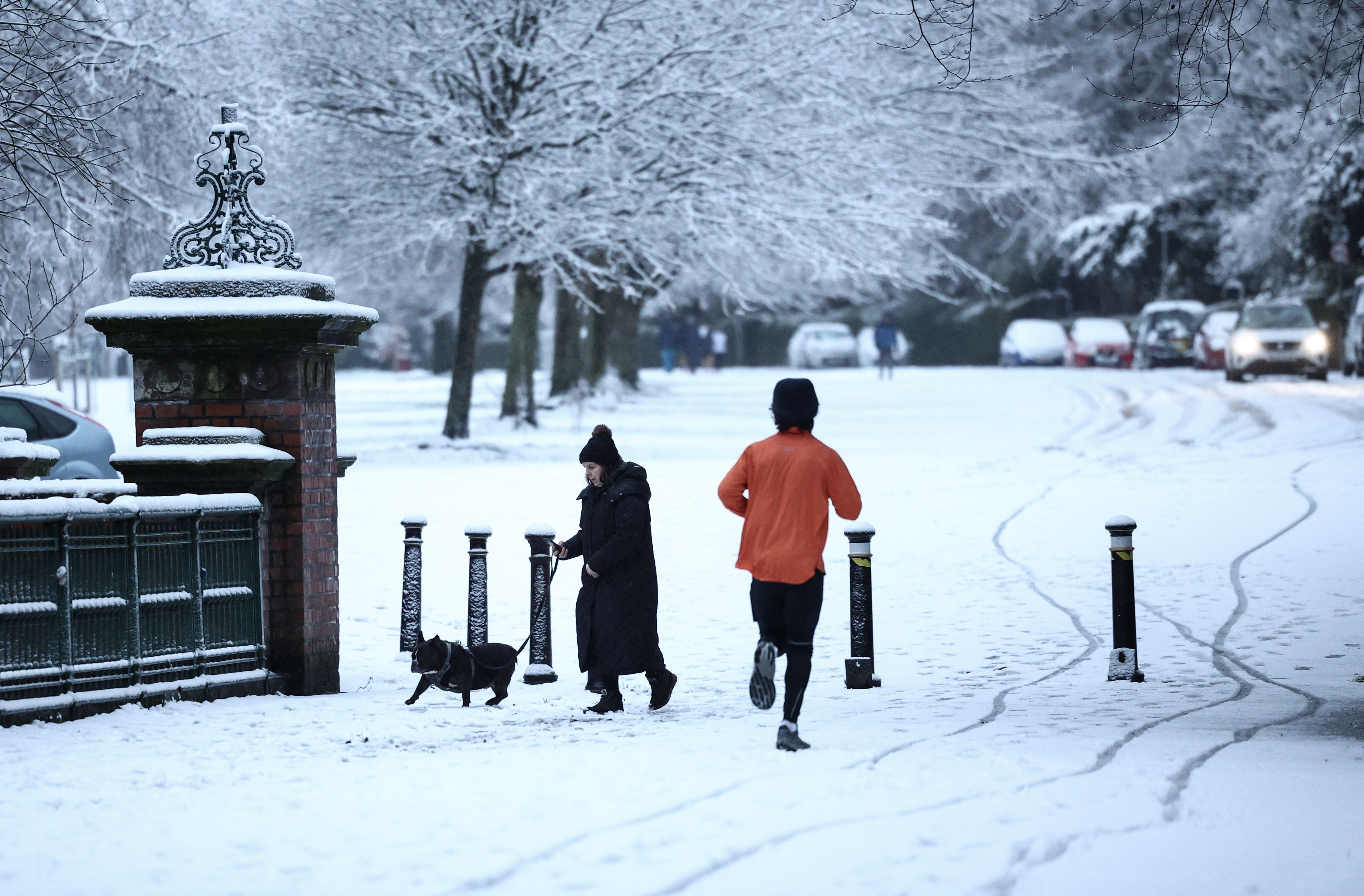 Liverpool-Man. United vai realizar-se apesar da neve