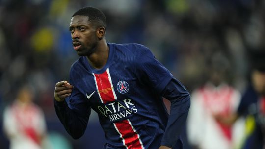 Dembelé feliz com o quarto título no PSG