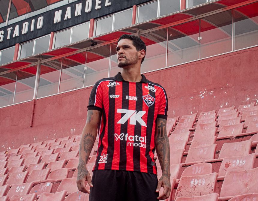 Riccieli cedido pelo Famalicão - Foto: Vitória/X