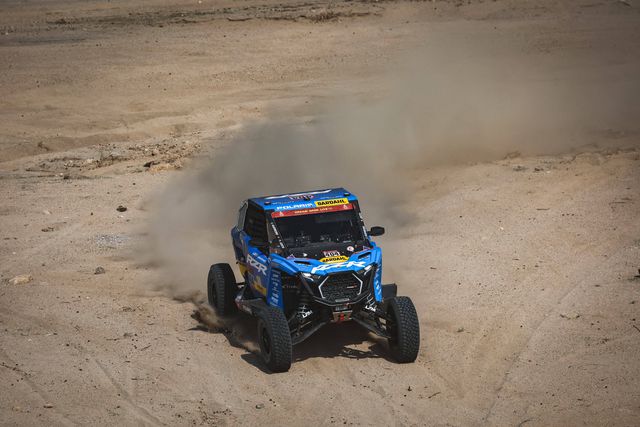 Piloto português Gonçalo Guerreiro, em Polaris RZR