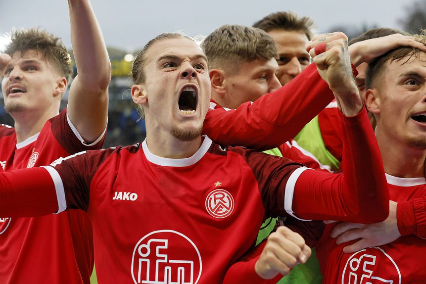 Tom Moustier, médio do Rot-Weiss Essen, está na mira do Estrela da Amadora - Foto: IMAGO