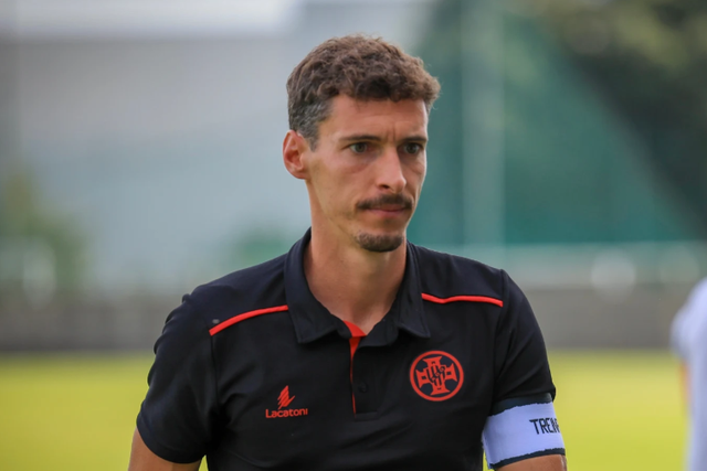 Fábio Vieira pode rumar ao Torreense - Foto: AD Ovarense