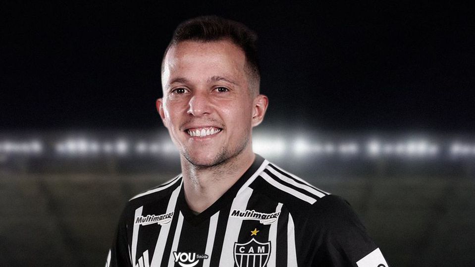 Mercado (oficial): Atlético Mineiro anuncia regresso de Bernard