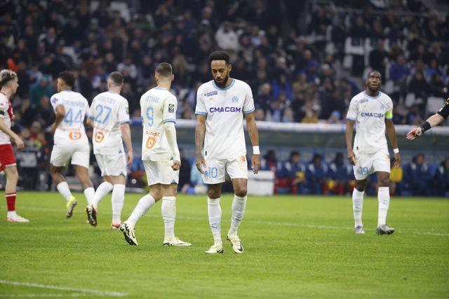 Marselha: tensão entre presidente, treinador e plantel