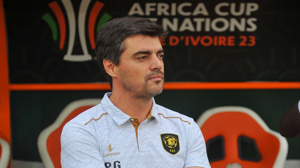 Pedro Gonçalves continua como selecionador da Angola e Mundial 2026 é objetivo