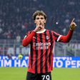 Milão a seus pés: que golo, que classe, João Félix!