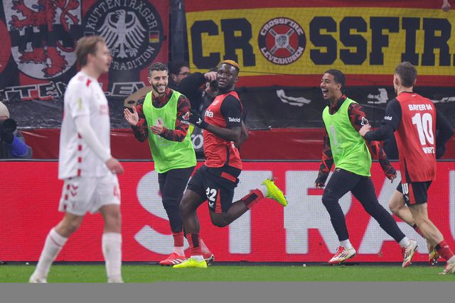 Festejos de Boniface depois do 3-2 para o Leverkusen
