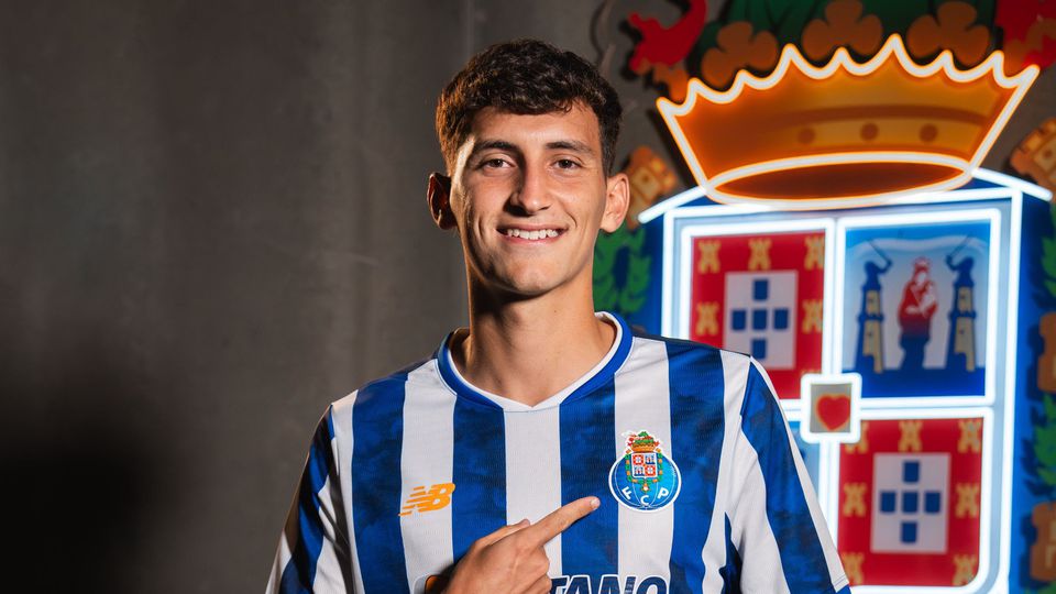 Tomás Pérez deu boas indicações na estreia como titular (FOTO: FC PORTO)