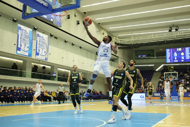 FC Porto vence Maroussi na Taça Europa, mas faltou-lhe (muito) mais para chegar aos quartos