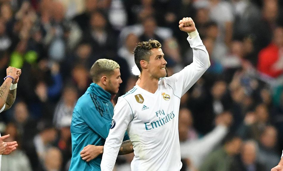 Ronaldo com a camisola do Real Madrid