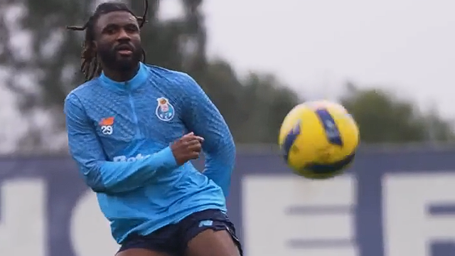 FC Porto: Terem Moffi afina pontaria para o clássico com o Sporting