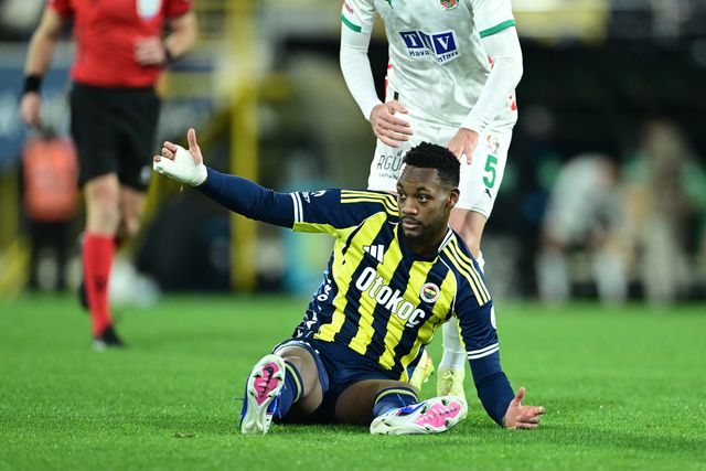 Antigo companheiro de ataque de CR7 no Al Nassr troca a Turquia pela Rússia