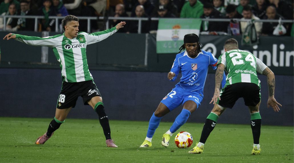 Lookman teve boa estreia pelo Atlético Madrid e marcou um dos golos na goleada por 5-0 ao Betis - FOTO IMAGO