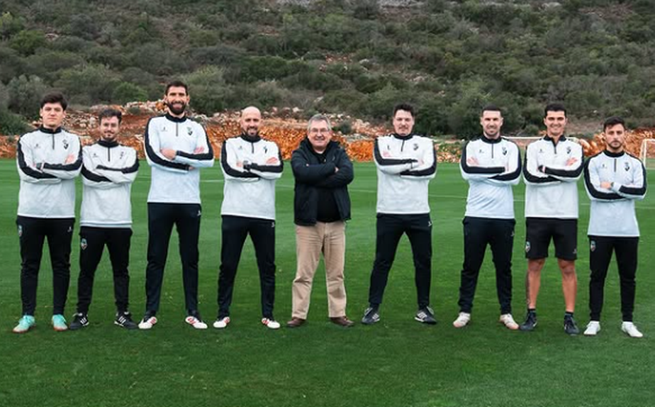 José Faria apresentado - Foto: Farense