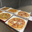 Sabor a vitória! Paços de Ferreira ofereceu pizzas aos adeptos que foram apoiar a equipa