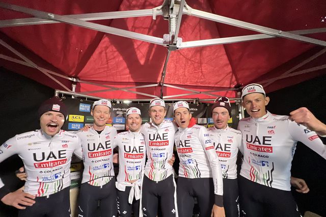 João Almeida terceiro na Paris-Nice após vitória da UAE Emirates no contrarrelógio