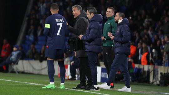 Luis Enrique: «Mbappé? O que vende é dizer m… e causar problemas»