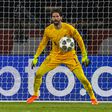 'Alisson Redentor': brasileiro brilhou e Carragher rendeu-se ao guardião... com humor