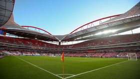 Benfica ainda não conseguiu pagar ordenados a funcionários devido ao apagão