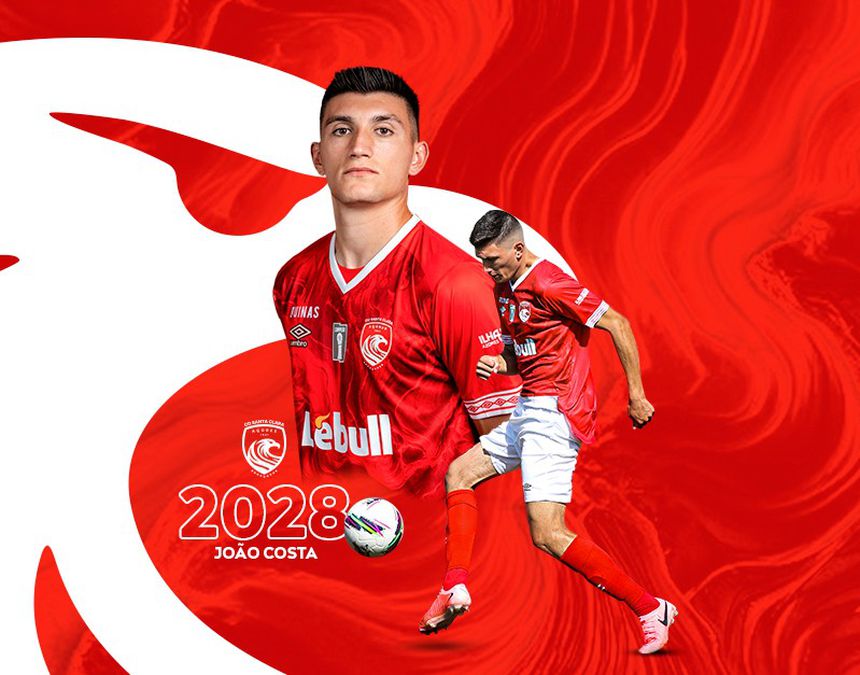 João Costa prolongou vínculo com o Santa Clara