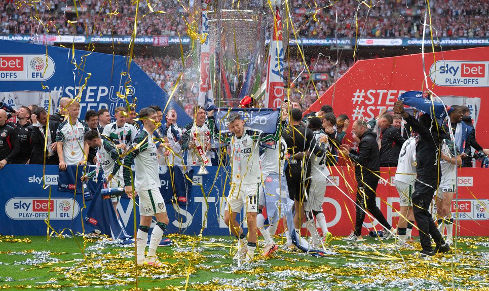 Sunderland subiu à Premier League através do play-off na época passada