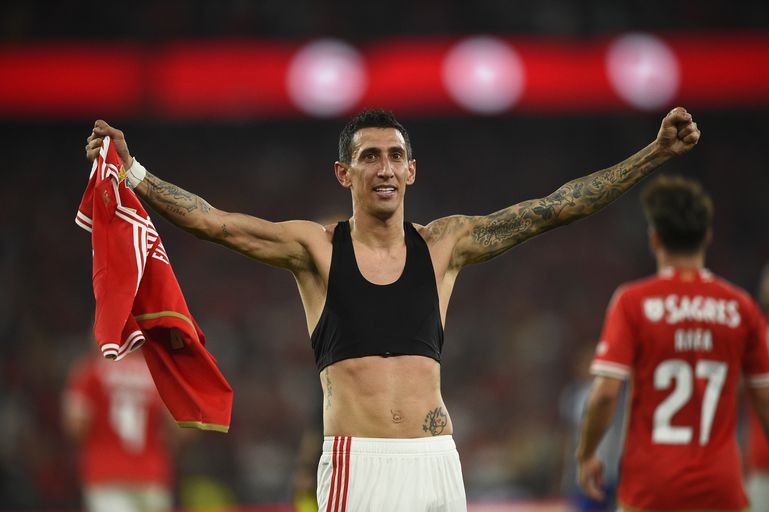 2. Benfica-FC Porto (1-0): Segundo clássico entre dragões e águias apitado por João Pinheiro foi a 29 de setembro de 2023, na Luz, para a Liga. Foi decidido por Di María, com um golo aos 68 minutos - Foto: A BOLA/Sérgio Miguel Santos