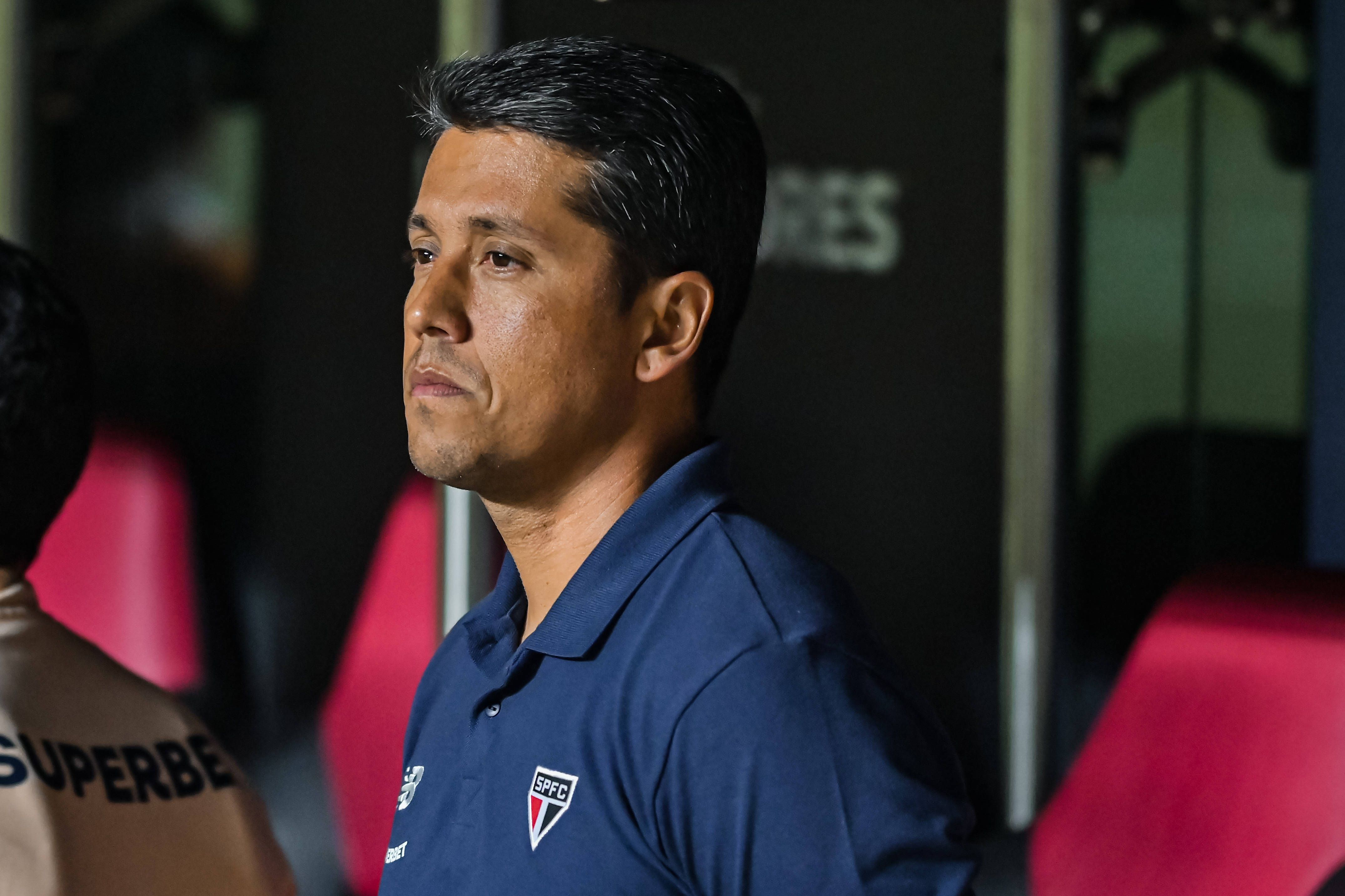 Thiago Carpini esteve 98 dias no São Paulo