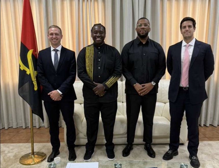 Encontro entre responsáveis da PFL África e Federação Angolana de Artes Marciais Mistas