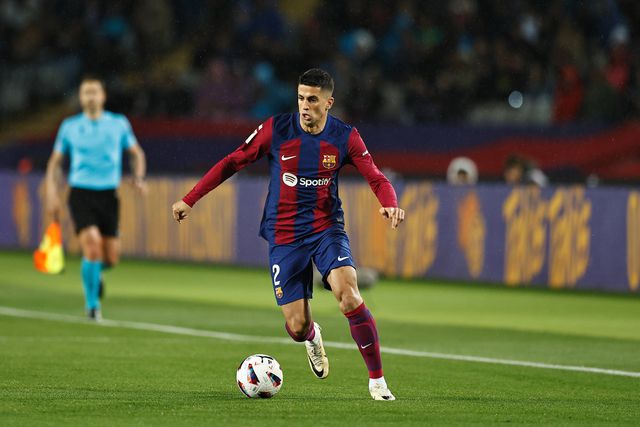 Manchester City define preço de João Cancelo