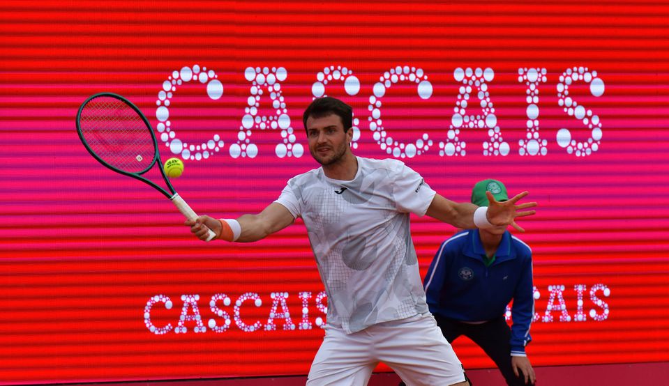 Estoril Open: Martínez afasta Gasquet e apura-se para as meias