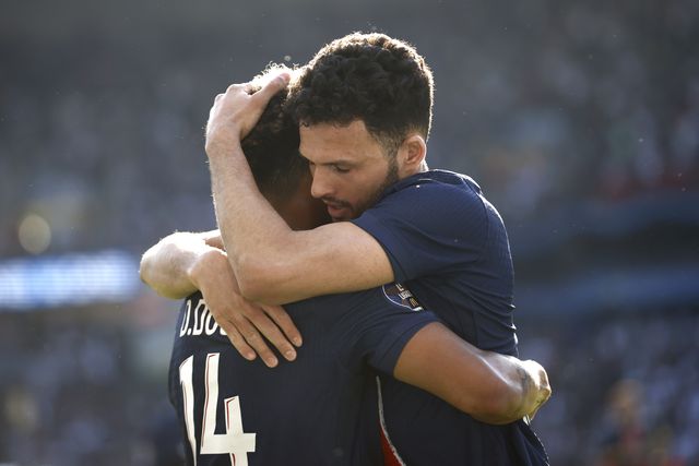 PSG-Angers: portugueses festejam o tetracampeonato