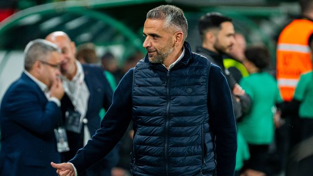 Rui Borges no banco de suplentes do Sporting, no Estádio José Alvalade