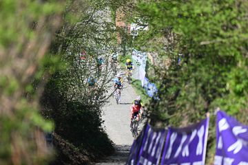 Volta à Flandres marcada pela tragédia