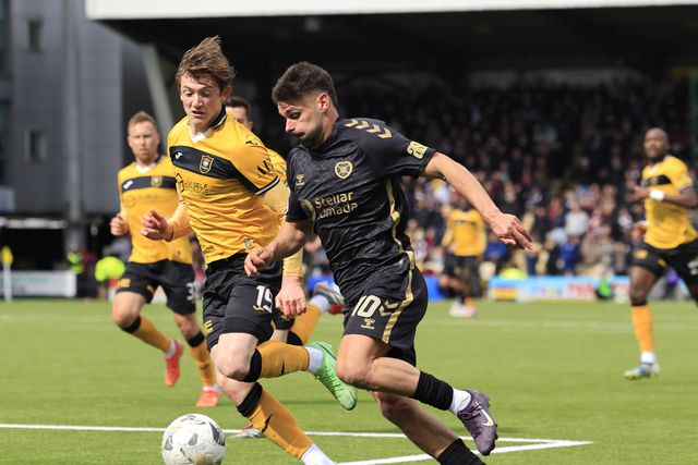 Cláudio Braga em ação pelo Hearts