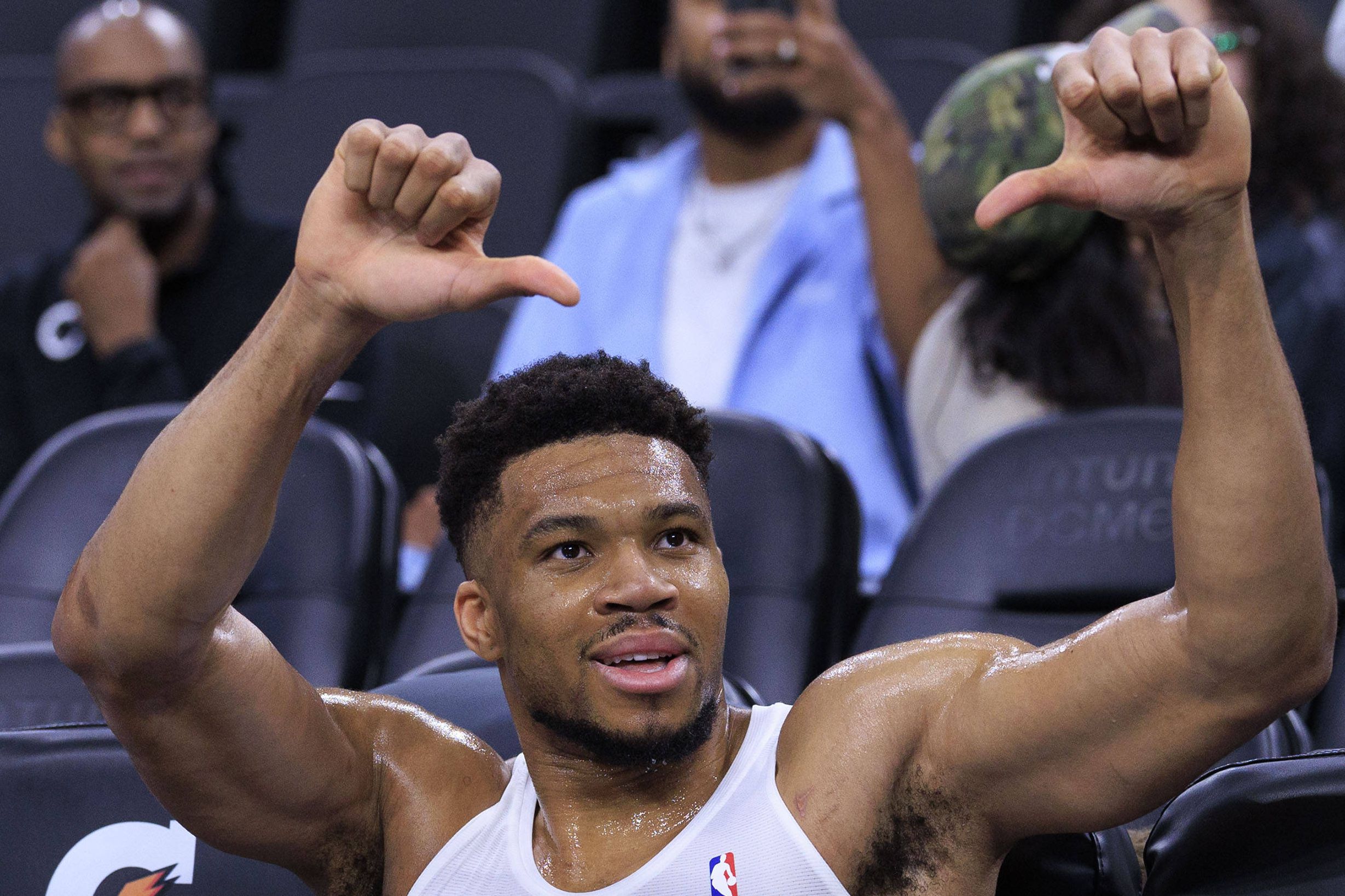 Giannis Antetokounmpo está em Milwaukee desde a época 2013/14        Milwaukee Bucks