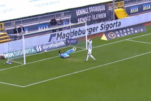 Golo de Gianniotis na vitória do Kasimpasa