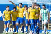 Jogadores do Estoril têm escapado a expulsões