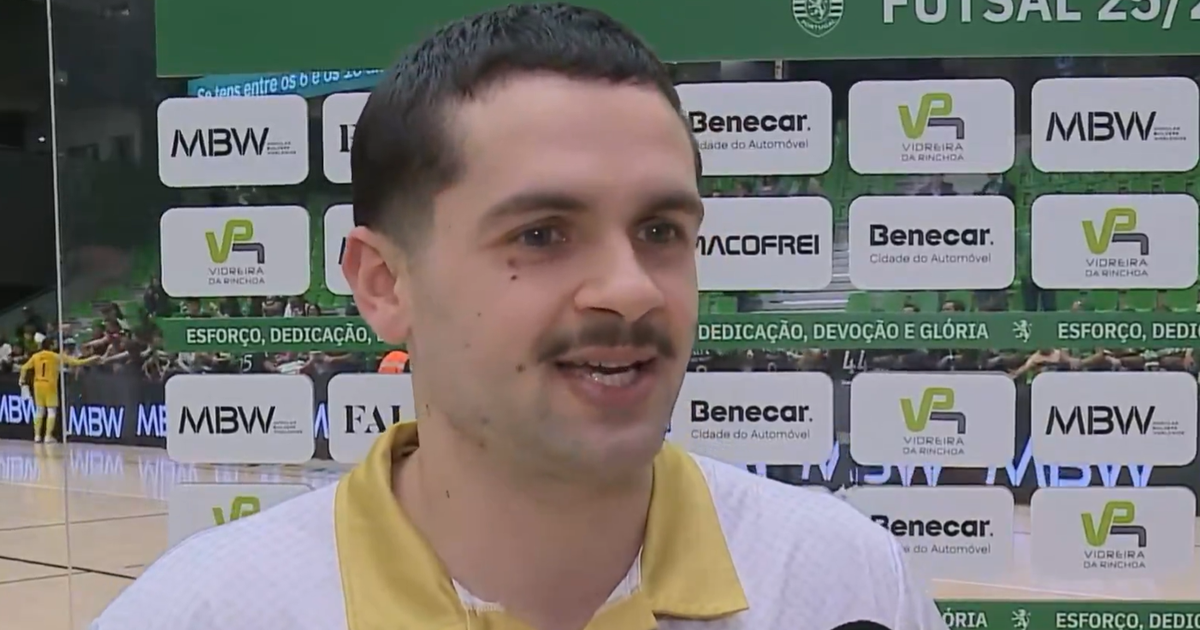 Marca ao Sporting e abre o coração: «Sou sportinguista, ouvir 'O Mundo Sabe Que'...»