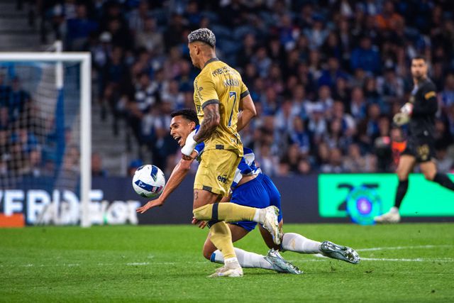 Sporting vai fazer participação disciplinar contra jogador do FC Porto