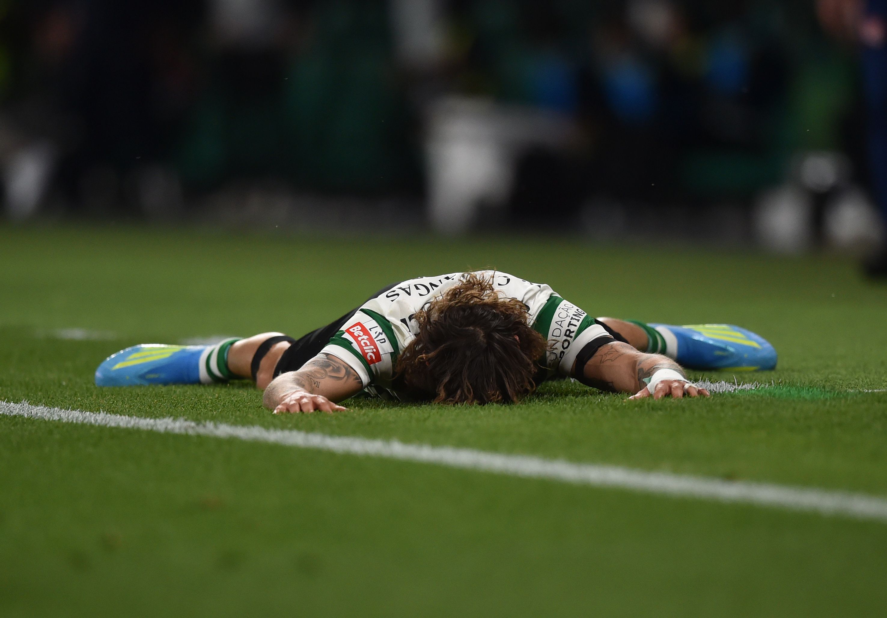 Sporting-Santa Clara (Liga): André Narciso realizou trabalho «globalmente positivo», segundo Pedro Henriques. A falta assinalada a Gabriel Silva aos 8’ merece reparos: «Ricardo Mangas tropeça nele próprio e cai sem que tenha sido sequer tocado.»
