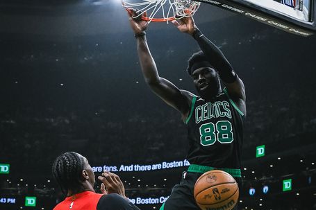 Neemias brilha nos Celtics e até Mery Andrade lhe deu os parabéns